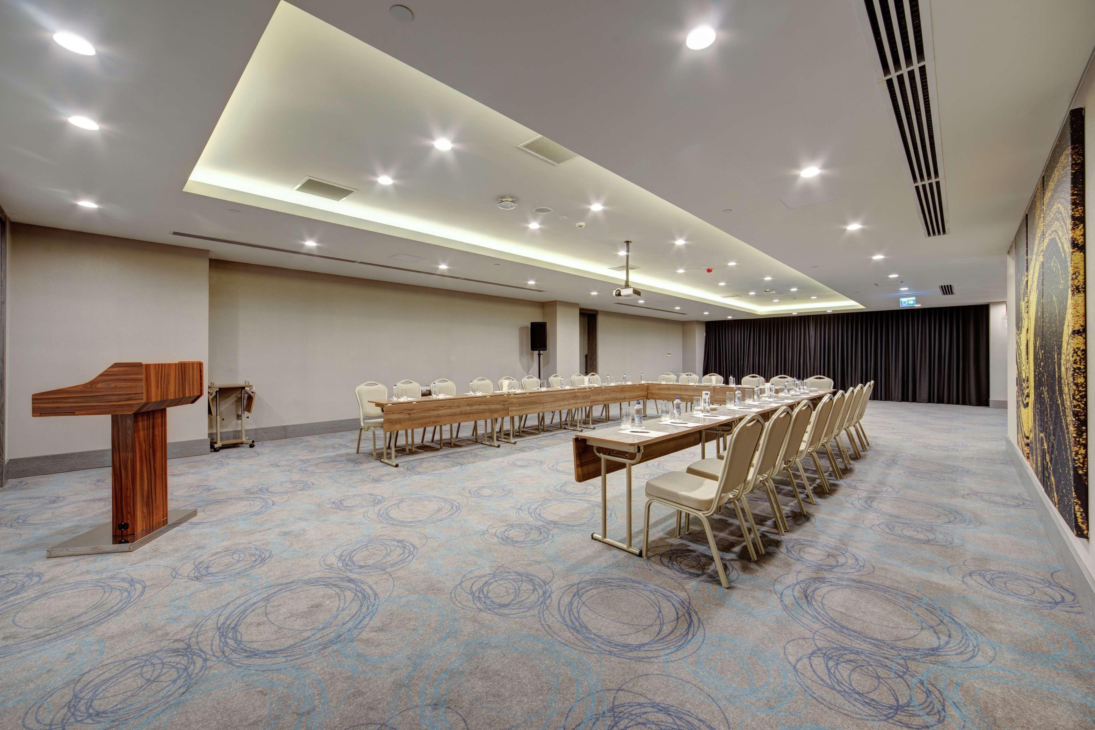 Doubletree By Hilton Adana Hotel Exterior photo